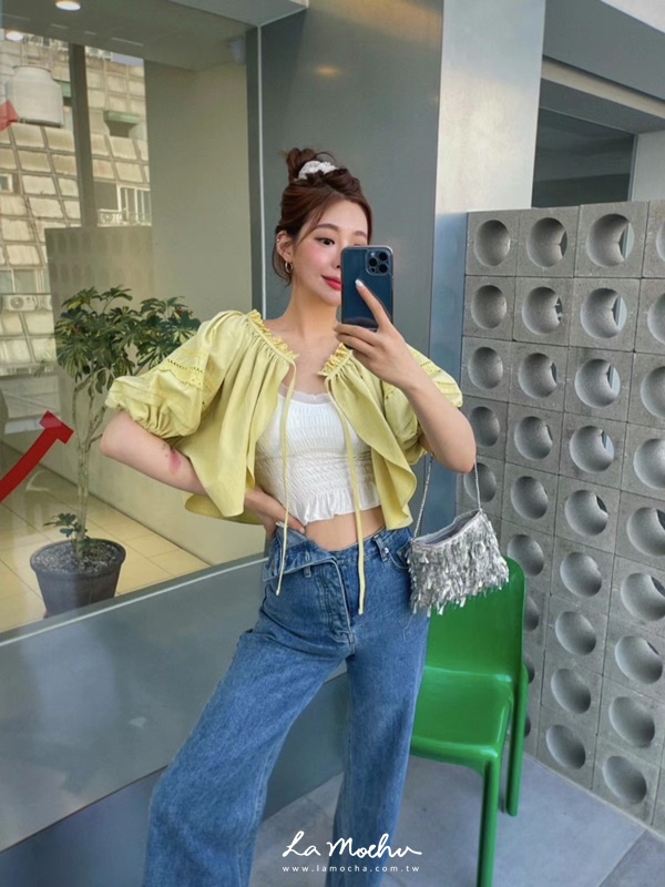 布蕾絲綁帶澎袖罩衫